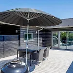 Pet Friendly In With Wifi 펜션 Hadsund