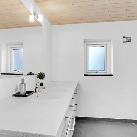 Pet Friendly In Hadsund With Wifi Holiday home Haslevgarde