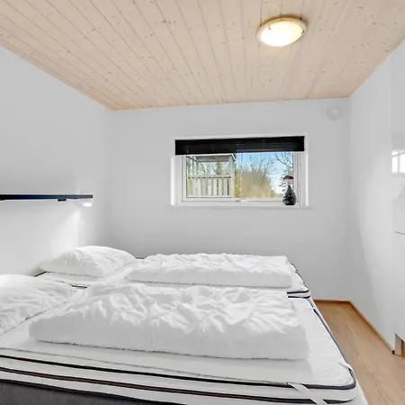 Pet Friendly In Hadsund With Wifi Holiday home Haslevgarde