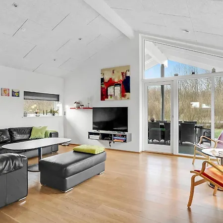 Pet Friendly In Hadsund With Wifi * Haslevgårde