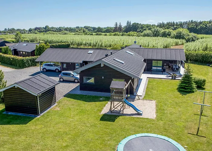 Pet Friendly In With Wifi Hadsund